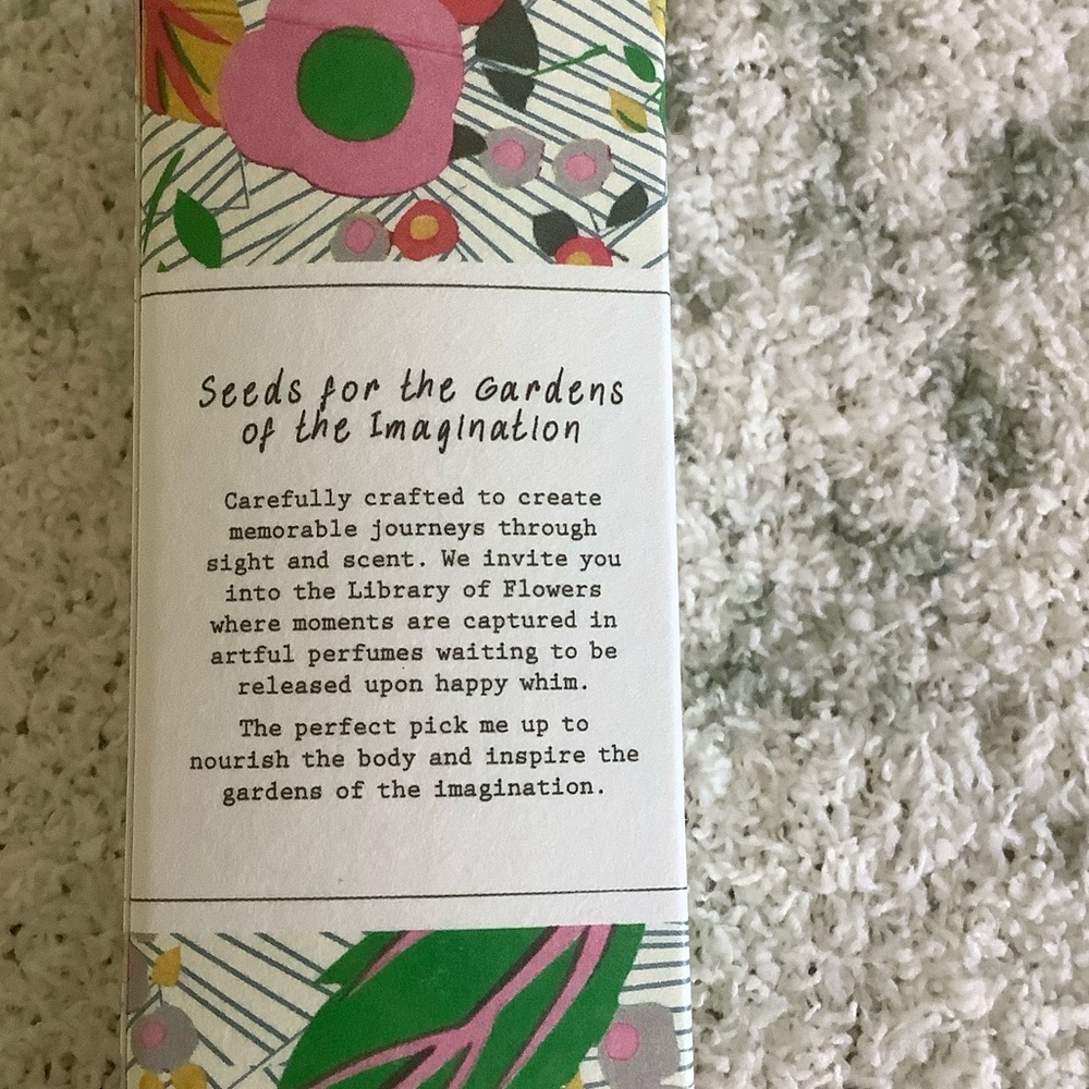 Library of Flowers Scented  Handcreme Margot Elena Wildflower & Fern NWT 2.3oz - Picture 9 of 15